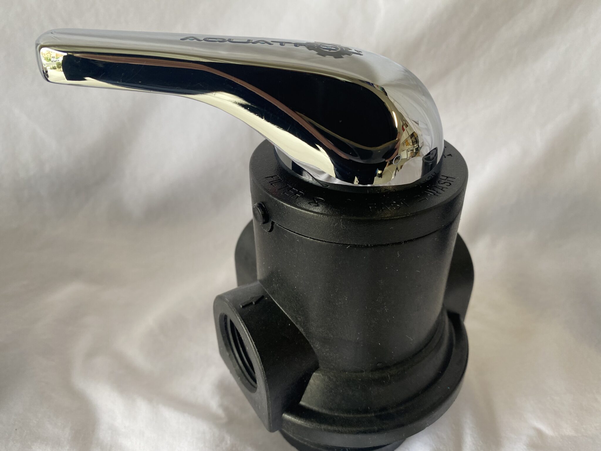 1.5 Cubic Ft. pH Water Filter Manual Backwash System Acid Neutralizer